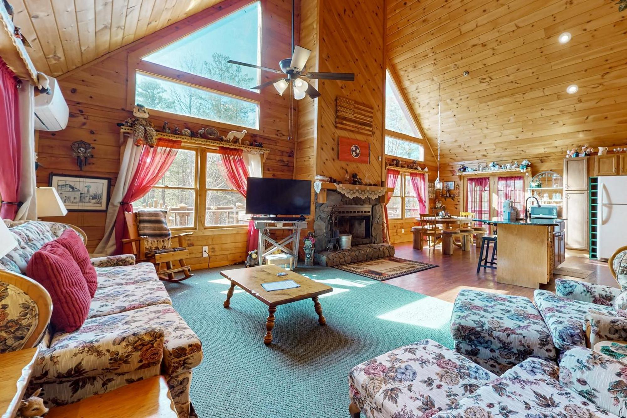 Heavenly Hideaway Sevierville